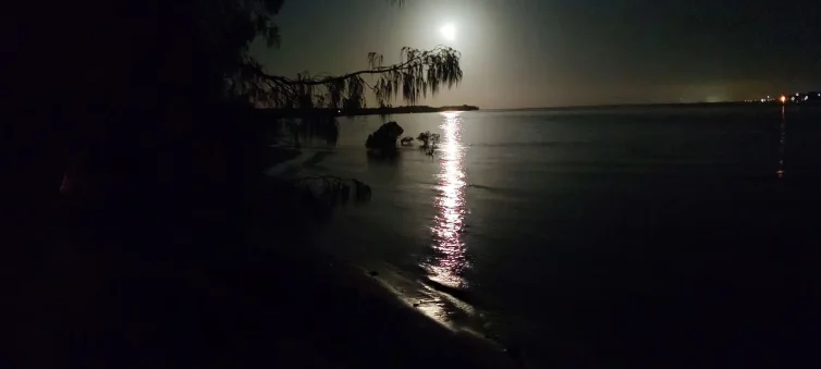 Moon rise